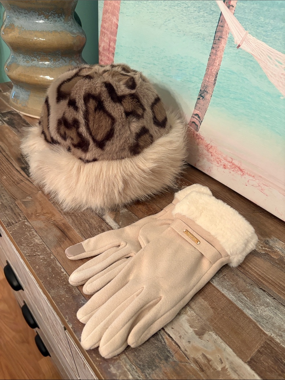Women's Beige Faux-Suede Gloves with Faux Fur Cuff